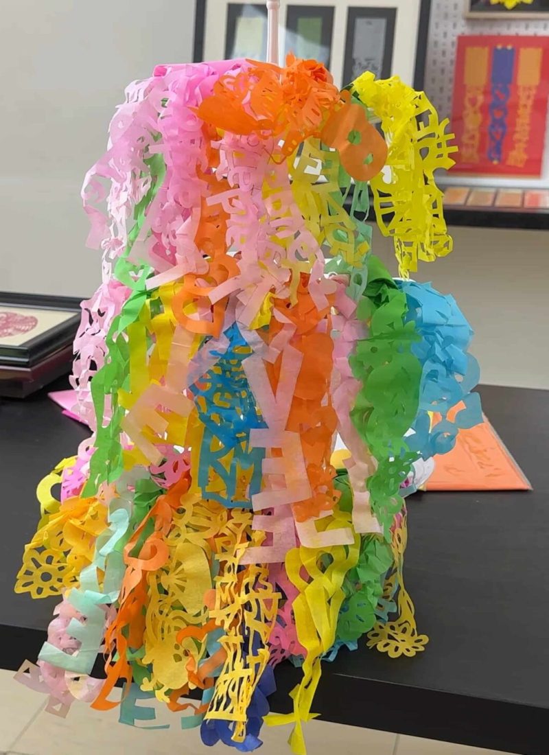 Pabalat center piece